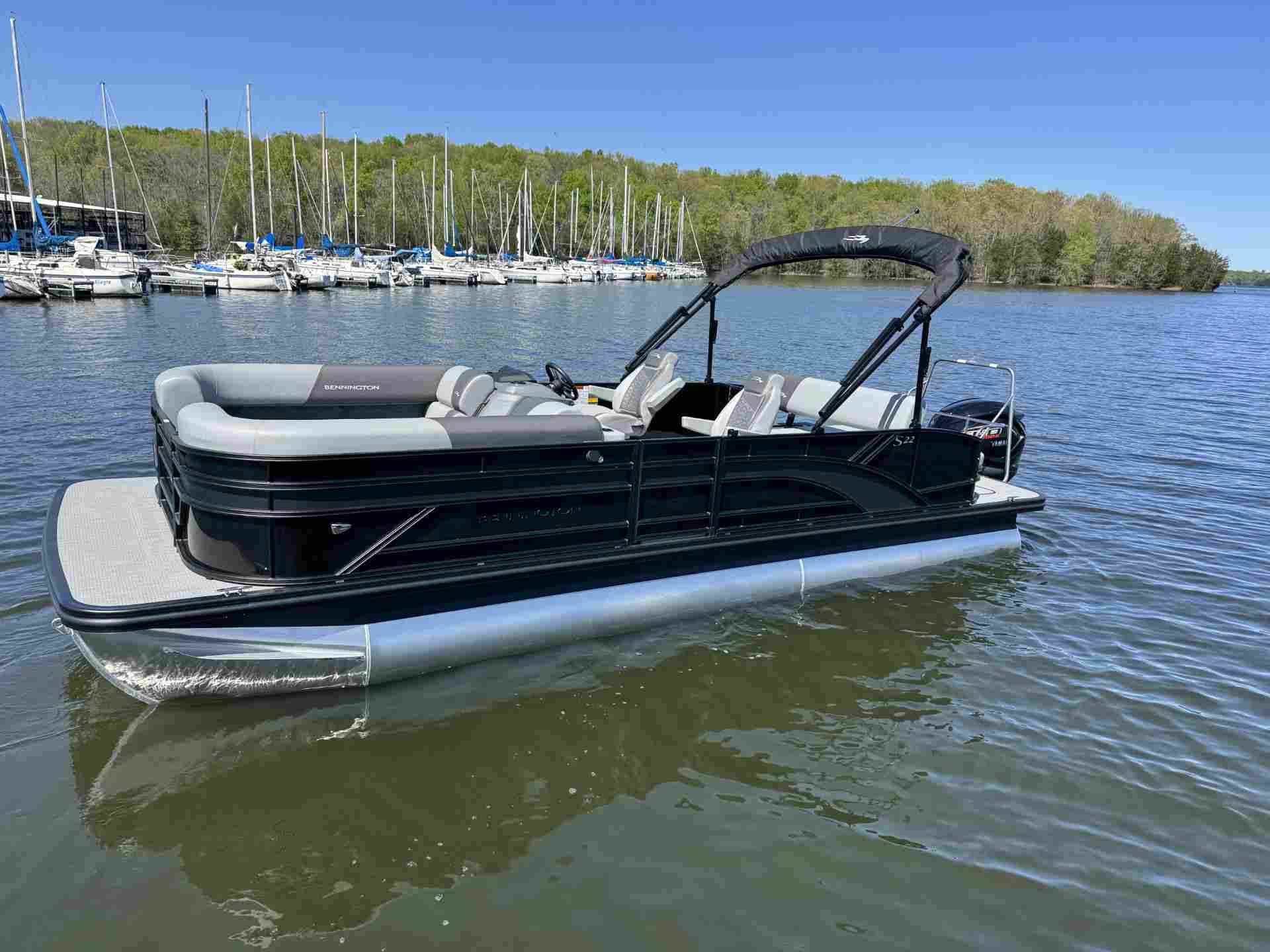 2024 BENNINGTON 22SSB | Nautical Boat Club